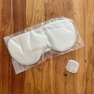 NWT! Yolopeace Silk Eye Mask and Ear Plug Set - Silver